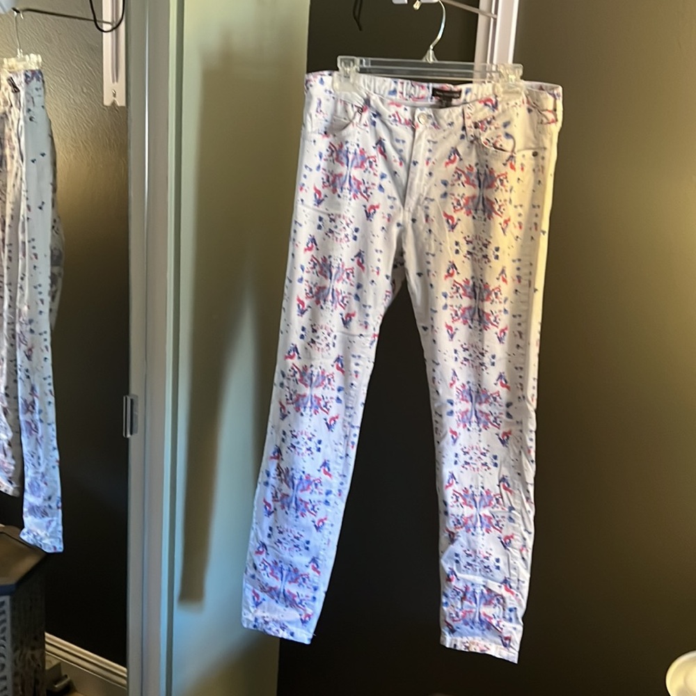 MNG Collection, white jeans with pink & blue splatter, 80’s, size 14